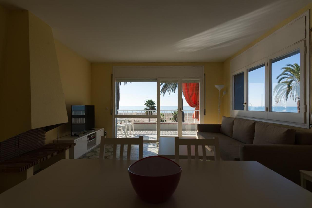 Apartamento En 1Era Linea Mar Con Terraza De 25M2 카스테데펠스 외부 사진