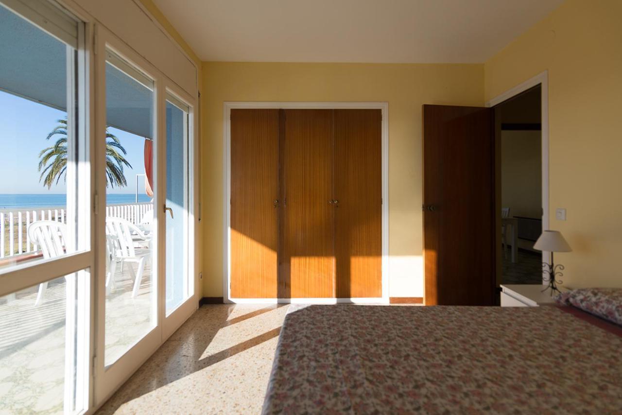 Apartamento En 1Era Linea Mar Con Terraza De 25M2 카스테데펠스 외부 사진